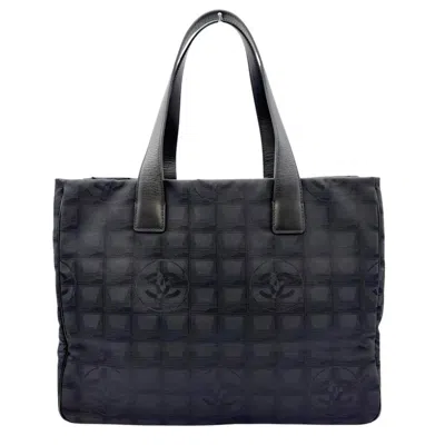 Pre-owned Chanel New Travel Line Black Nylon Tote Bag ()