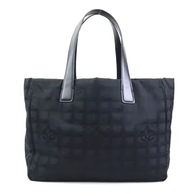Pre-owned Chanel New Travel Line Handbag () In Black