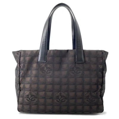 Pre-owned Chanel New Travel Line Jacquard Leather Tote Bag () In Silver