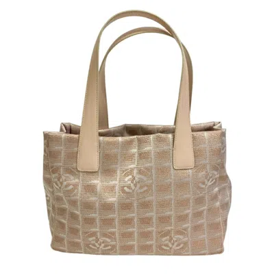 Pre-owned Chanel New Travel Line Nylon Tote Bag () In Sand