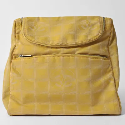 Pre-owned Chanel New Travel Line Yellow Nylon Shoulder Bag ()