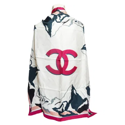Pre-owned Chanel New White Silk Cc Fuchsia Mountains Scarf