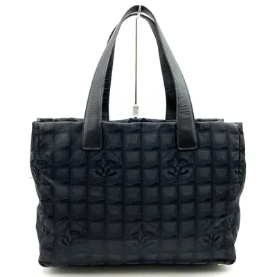 Pre-owned Chanel Nylon Canvas Tote Bag () In Black