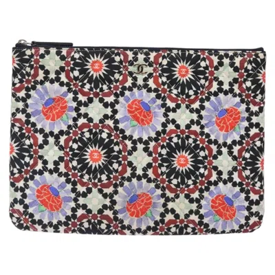 Pre-owned Chanel Nylon Clutch Bag () In Multi