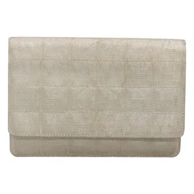 Pre-owned Chanel Nylon Clutch Bag () In Silver