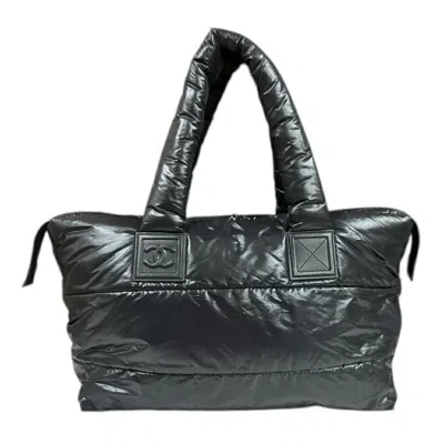 Pre-owned Chanel Nylon Handbag () In Black