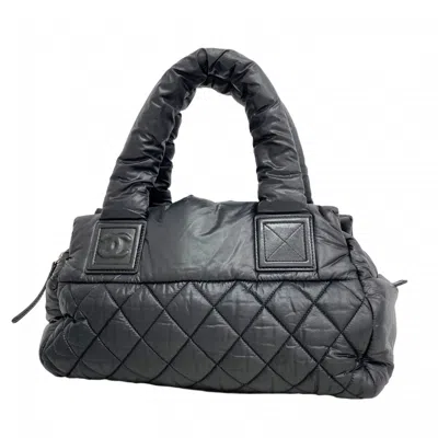 Pre-owned Chanel Nylon Handbag () In Black