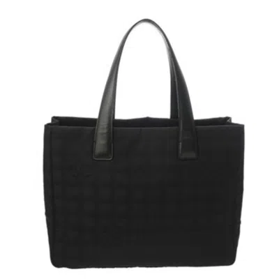 Pre-owned Chanel Nylon Handbag () In Black