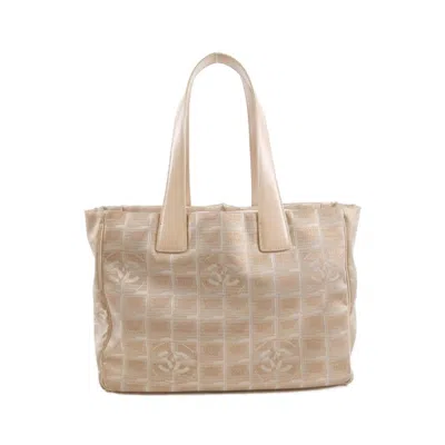 Pre-owned Chanel Nylon Handbag () In Gold