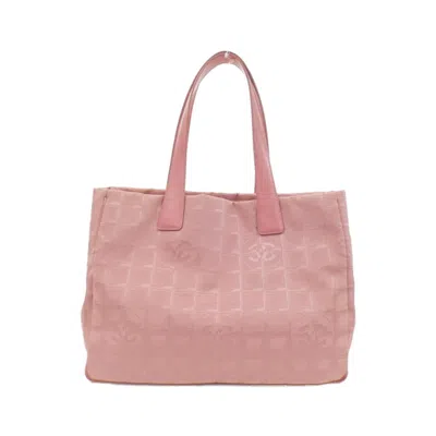 Pre-owned Chanel Nylon Handbag () In Pink