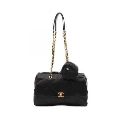 Pre-owned Chanel Nylon Leather Shoulder Bag () In Black