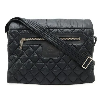 Pre-owned Chanel Nylon Leather Shoulder Bag () In Black