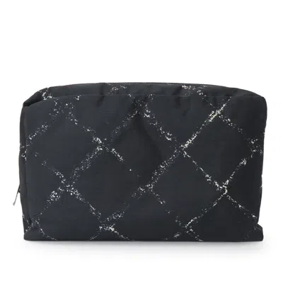Pre-owned Chanel Nylon Pouch () In Black