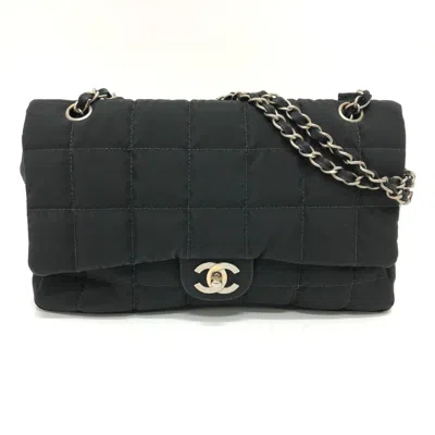 Pre-owned Chanel Nylon Shoulder Bag () In Black