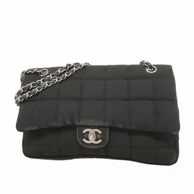Pre-owned Chanel Nylon Shoulder Bag () In Black
