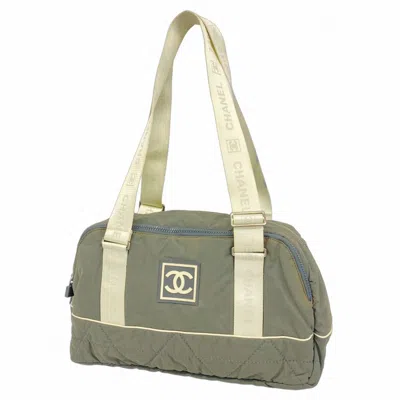 Pre-owned Chanel Nylon Shoulder Bag () In Gray