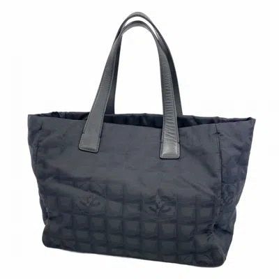 Pre-owned Chanel Nylon Tote Bag () In Black