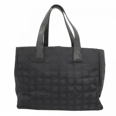 Pre-owned Chanel Nylon Tote Bag () In Black