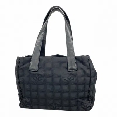 Pre-owned Chanel Nylon Tote Bag () In Black