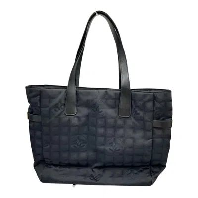 Pre-owned Chanel Nylon Tote Bag () In Black
