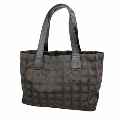 Pre-owned Chanel Nylon Tote Bag () In Black