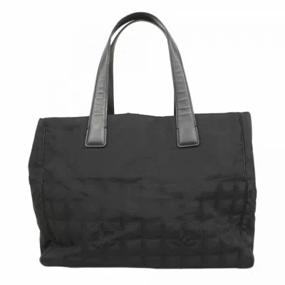 Pre-owned Chanel Nylon Tote Bag () In Black
