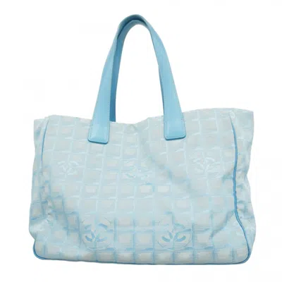 Pre-owned Chanel Nylon Tote Bag () In Blue