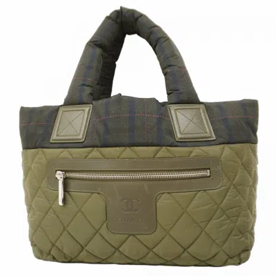 Pre-owned Chanel Nylon Tote Bag () In Green