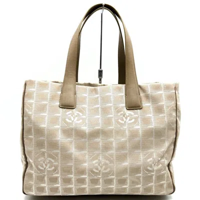 Pre-owned Chanel Nylon Tote Bag () In Sand