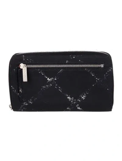 Pre-owned Chanel Nylon Wallet In Black