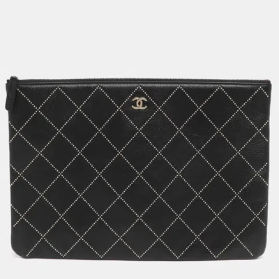 Pre-owned Chanel O Case Large Black Quilted Leather Clutch