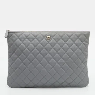 Pre-owned Chanel O Case Large Grey Quilted Caviar Leather Zip Pouch Clutch