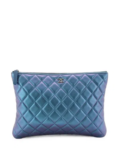 Pre-owned Chanel O Case Quilted Iridescent Lambskin Medium Clutch Bag In Blue