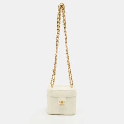 Pre-owned Chanel Off White Quilted Leather Vanity Clutch With Chain