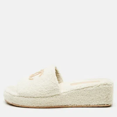 Pre-owned Chanel Off White Terry Fabric Cc Platform Slide Sandals Size 39