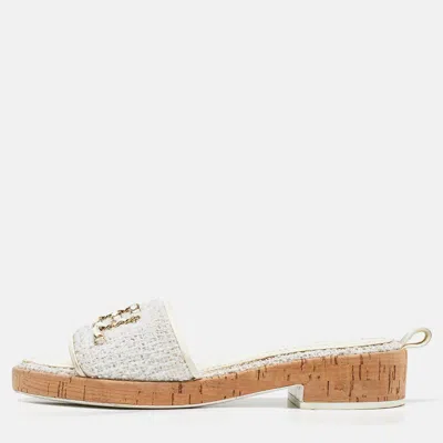 Pre-owned Chanel Off White Tweed And Leather Chain Detail Cork Slide Sandals Size 39