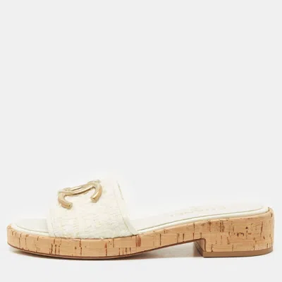 Pre-owned Chanel Off White Tweed And Patent Chain Detail Cork Slide Sandals Size 36.5