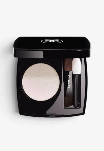 Chanel Ombre Essentielle Eye Shadow In 220 Blanc Perle