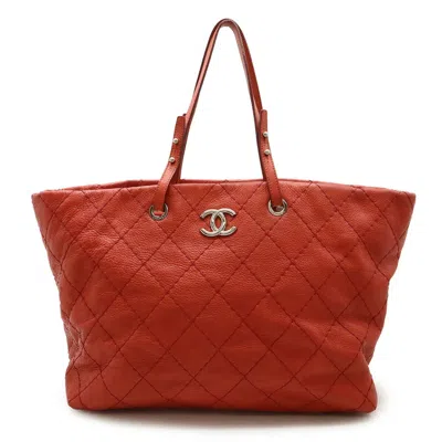 Pre-owned Chanel On The Road Leather Shoulder Bag Tote Bag () In Red