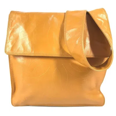 Pre-owned Chanel Orange Leather Pochette Shoulder Bag ()