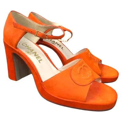 Pre-owned Chanel Orange Suede Strap Sandals