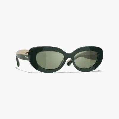 Chanel Oval Sunglasses In Black