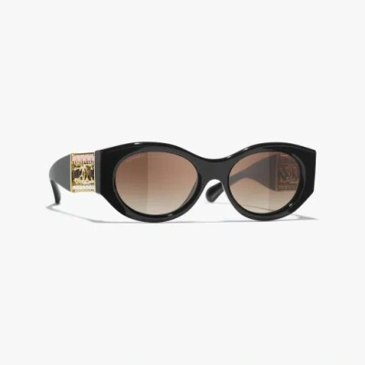 Chanel Oval Sunglasses In Neutral