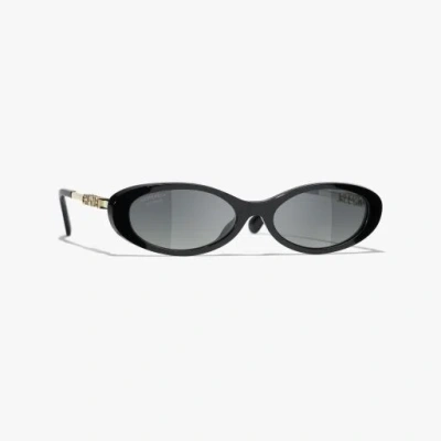 Chanel Oval Sunglasses In Black
