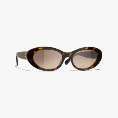 Chanel Oval Sunglasses In Black