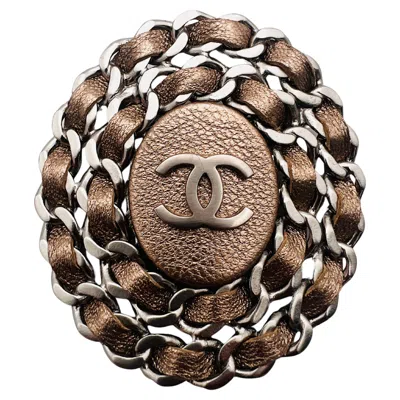 Pre-owned Chanel Paris Fall 2016 Brooch In Multi