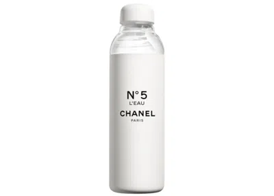 Pre-owned Chanel Paris No 5 Water Bottle In White