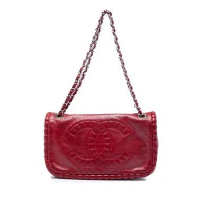 Pre-owned Chanel Paris Shanghai Calfskin On The Bund Pochette In Red