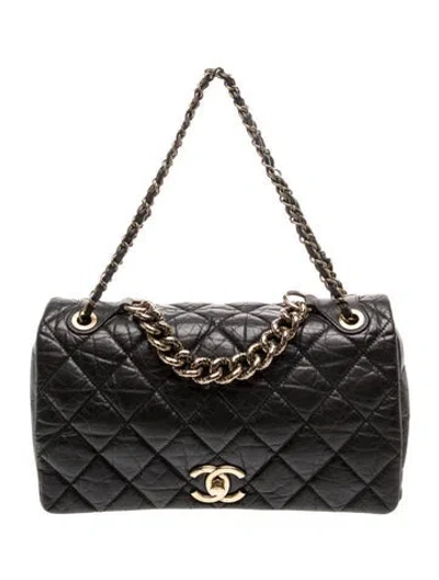 Pre-owned Chanel Paris-bombay Medium Pondicherry Flap Bag In Black