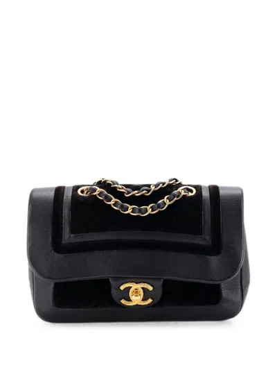 Pre-owned Chanel Paris-cosmopolite Textured Cc Flap Bag Lambskin And Quilted Velvet Small Shoulder Bag In Black
